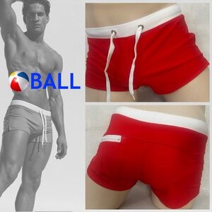 Ball Stretch Swim Trunks Medium Gently worn 30-36" waist 2.5" inseam 80% nylon